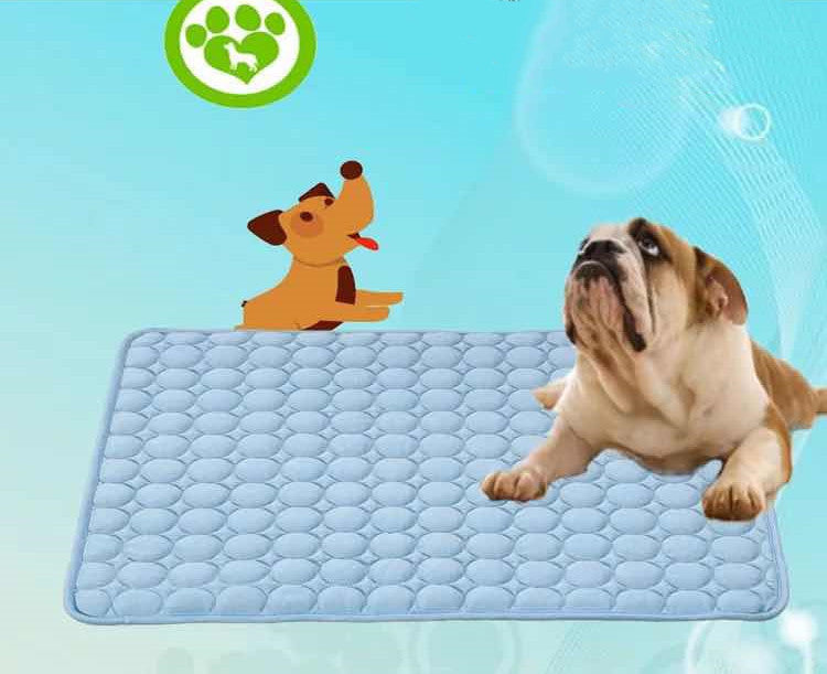 Summer Cooling Mats Blanket Ice Bed for dogs and cats in light blue with breathable quilted design. Ideal for keeping pets cool and comfortable.